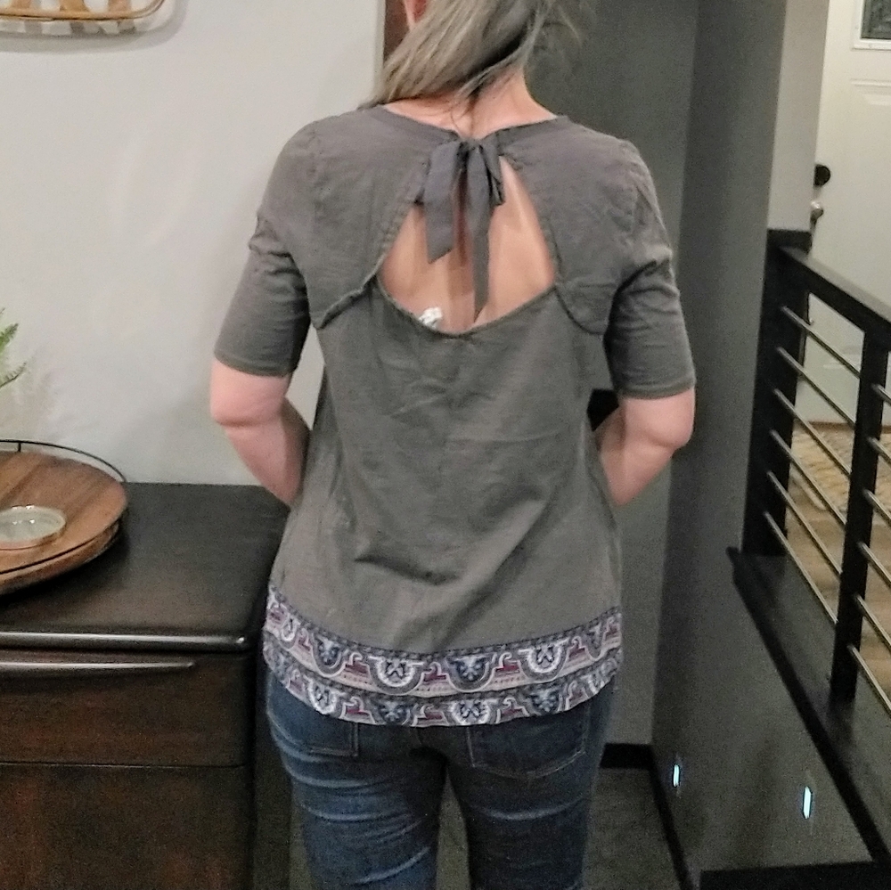 ANTHROPOLOGIE brilliant bow akemi + kin top M - Picture 7 of 11